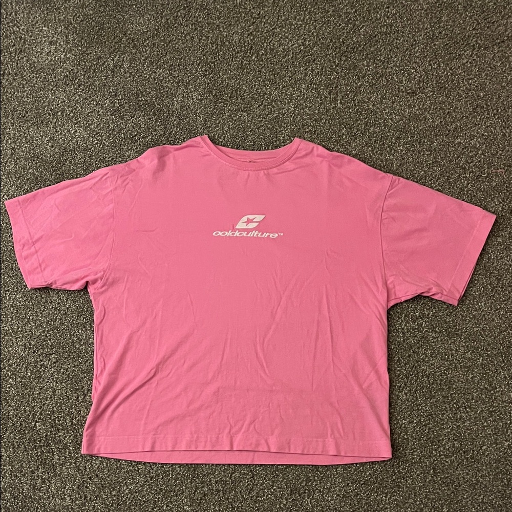 OddKulture Women's Short Sleeve Graphic Tee in Pink